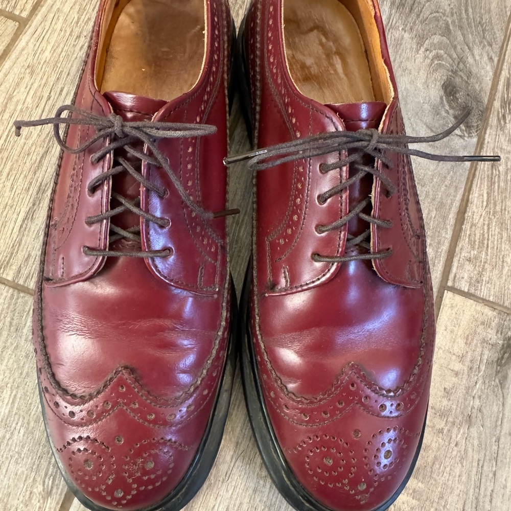Men's Burgundy Brogue Dress Shoes vintage Dr. Martens
